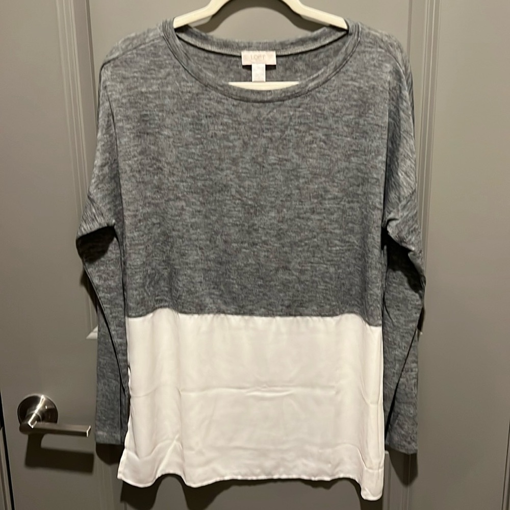 Color blocked Loft Long-Sleeve Top